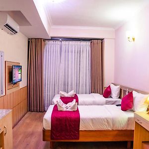 Deluxe Twins Room Mountain City View